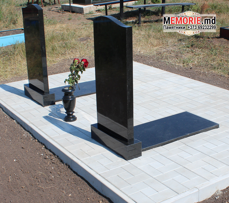 Гранитные памятники с надгробной плитой Бельцы